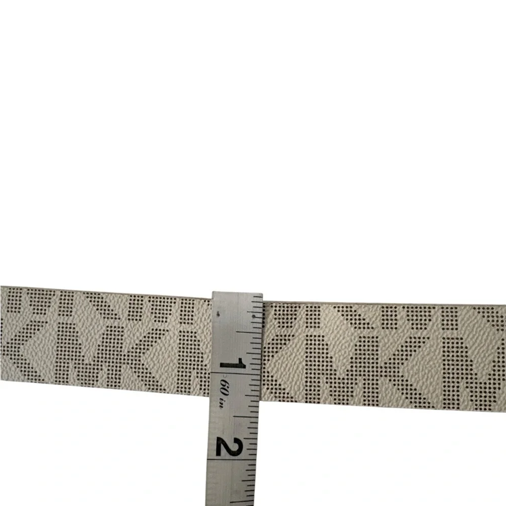 MICHAEL KORS Twist Reversible Belt White Monogram/Brown Monogram 38” M/L, Unisex